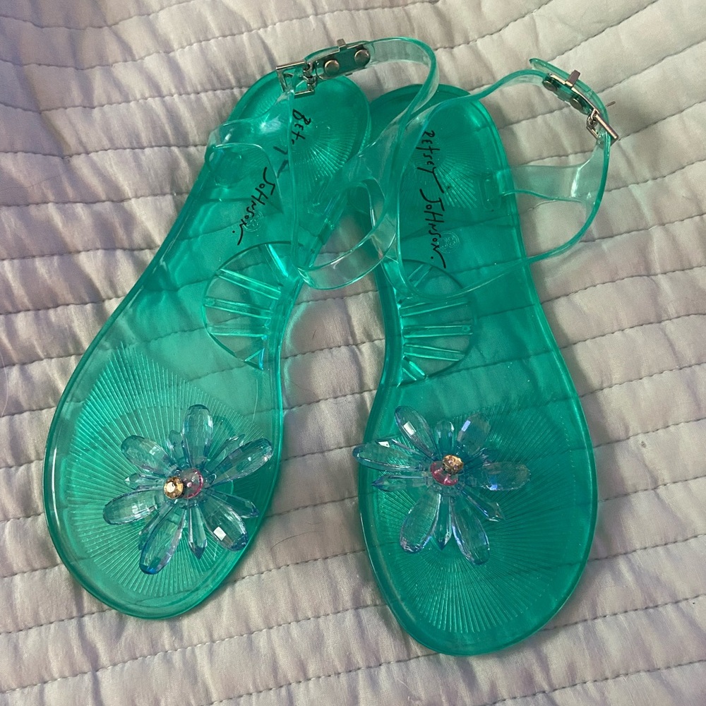 Size 8 Betsey Johnson teal jelly sandals